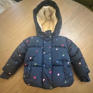 GAP Toddler Puffer Jacket with Colorful Hearts - 2T
